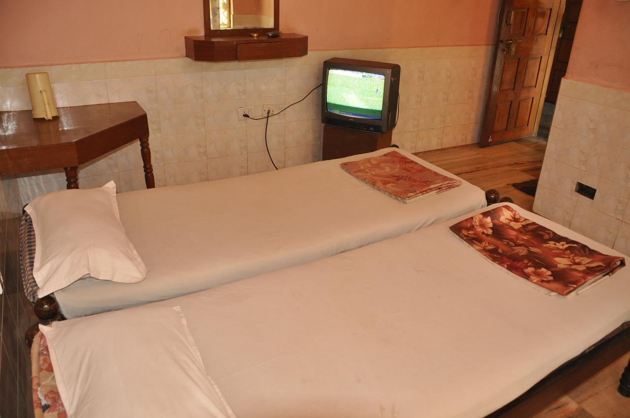 Hotel Gokarna International Экстерьер фото